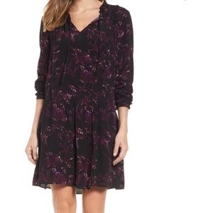 ❗️NWT❗️Caslon Ruffle Split Neck Dress